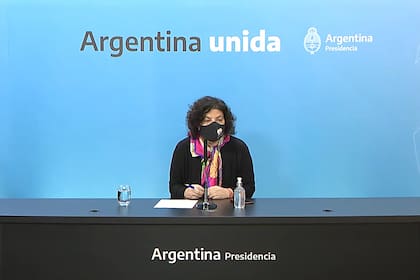 La ministra Carla Vizzotti fue denunciada por un excombatiente de Malvinas