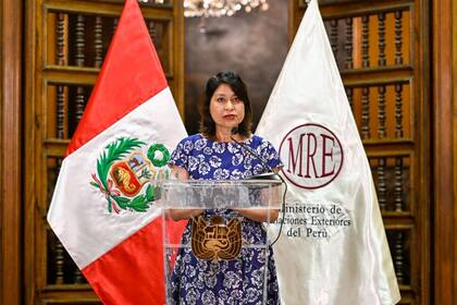 La ministra de Exteriores de Perú, Ana Cecilia Gervasi, presentó este lunes su renuncia