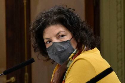 La ministra de Salud, Carla Vizzotti, habló sobre la necesidad de respetar el aforo en los estadios de fútbol