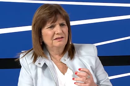 La ministra de Seguridad de la Nación, Patricia Bullrich, se refirió al asesinato de dos taxistas en Rosario.