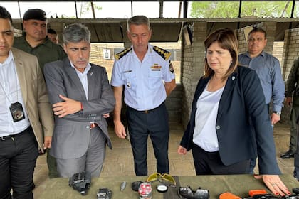 La ministra de Seguridad de la Nación, Patricia Bullrich, firmó un acuerdo con Córdoba para crear una fuerza conjunta que controle la frontera con Santa Fe