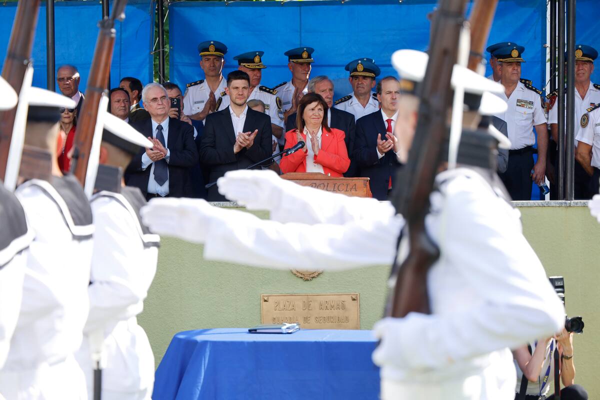 La ministra de Seguridad, Patricia Bullrich, encabezó la jura de los jefes de las fuerzas de seguridad