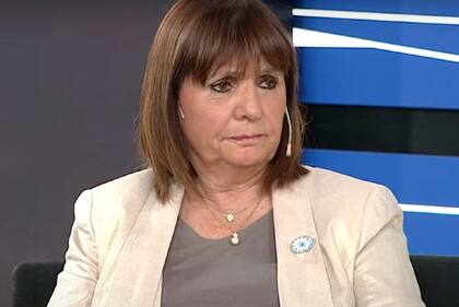 La ministra de Seguridad, Patricia Bullrich, durante una entrevista en LN+