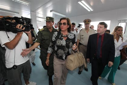 La exministra de Seguridad Nilda Garré, tras hablar sobre el Operativo Centinela