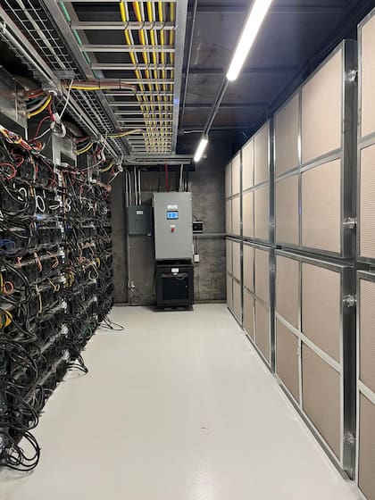 La misión de Unblock Computing es solucionar el flaring en América Latina, que es la quema del gas asociado a la producción de petróleo