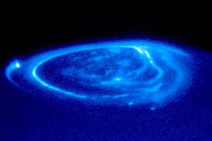 La misión Juno detectó un impacto de meteorito en Júpiter