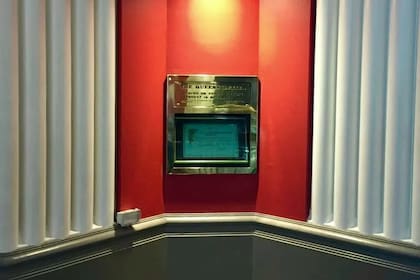La misiva se mantiene resguardada detrás de una vitrina en un emblemático edificio australiano