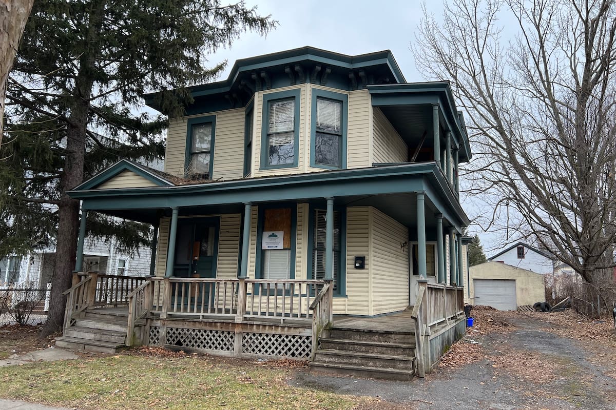 La misteriosa residencia que está en venta fue construida en 1894