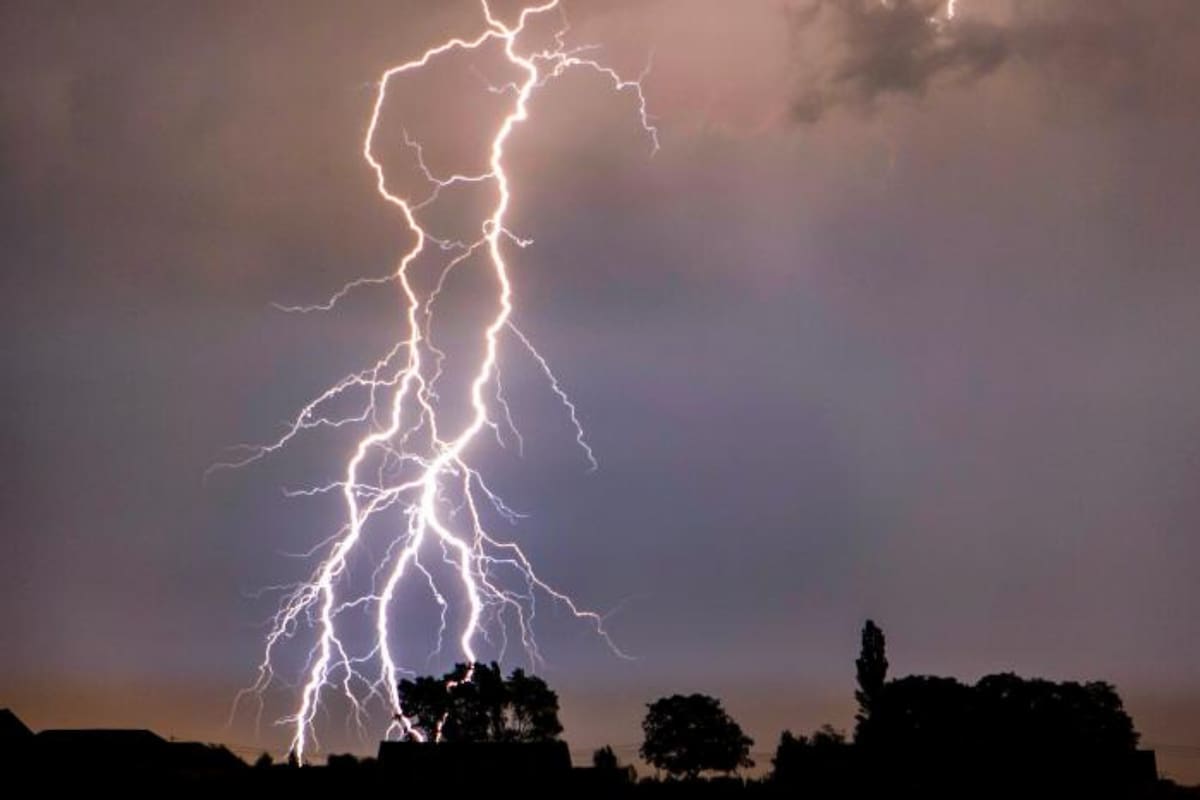 La misteriosa tragedia del equipo alcanzado por un rayo: solo murieron los jugadores locales