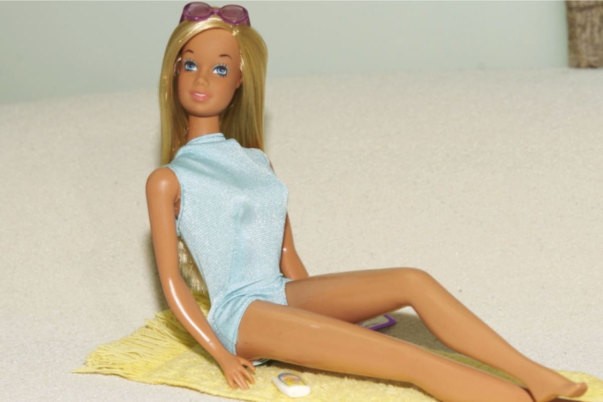 La mítica Barbie Malibu cumple medio siglo: la oscura historia de su origen