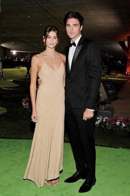 La modelo con Jacob Elordi en una de las pocas apariciones públicas de la pareja, en septiembre.