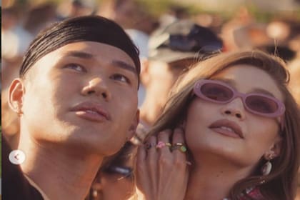 La modelo estuvo presente en la última edición del festival acompañada de amigos.