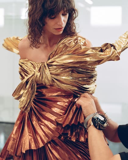 La modelo Mica Argarañaz fue una de las elegidas por Jonathan Anderson para su segunda presentación con Dior en la Semana de Alta Costura de Paris