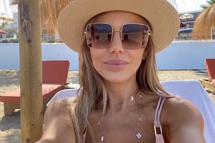 La modelo publicó una serie de fotos en su casa de Marbella que no pasaron desapercibidas en las redes sociales