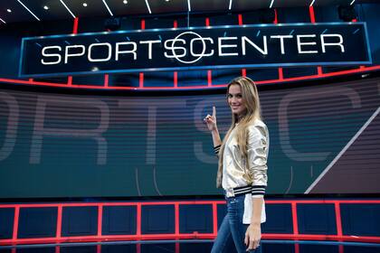 La modelo y conductora de ESPN, Cecilia Bonelli