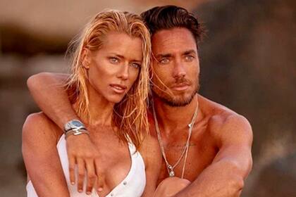 La modelo y su novio disfrutan de las paradisíacas playas mexicanas