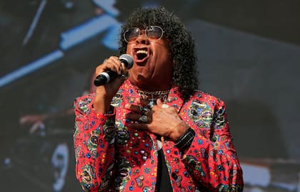 La Mona Jiménez suspendió su show a causa de la internación que tuvo (Imagen de archivo)