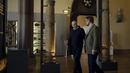 La moneda se encontraba guardada en un armario en el Museo Hunterian porque se pensaba que era falsa