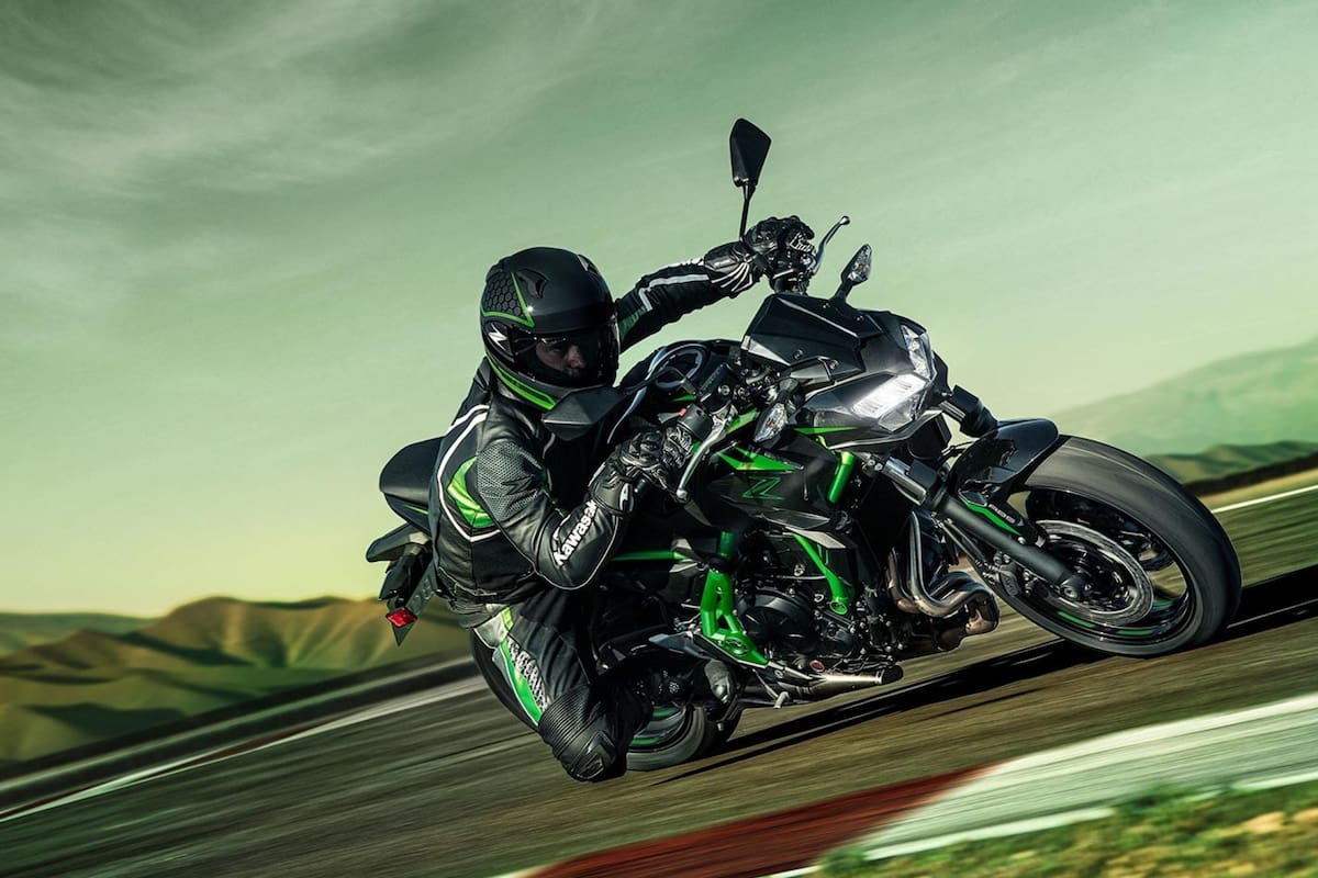La moto Kawasaki Z650 tiene gran popularidad en Estados Unidos y presenta características ideales para distintas rutinas