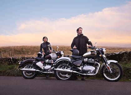 La moto tiene una potencia máxima de 47 CV a 7250 rpm