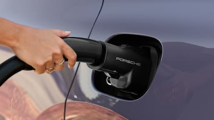 La movilidad eléctrica crece en la Argentina, según informa Acara