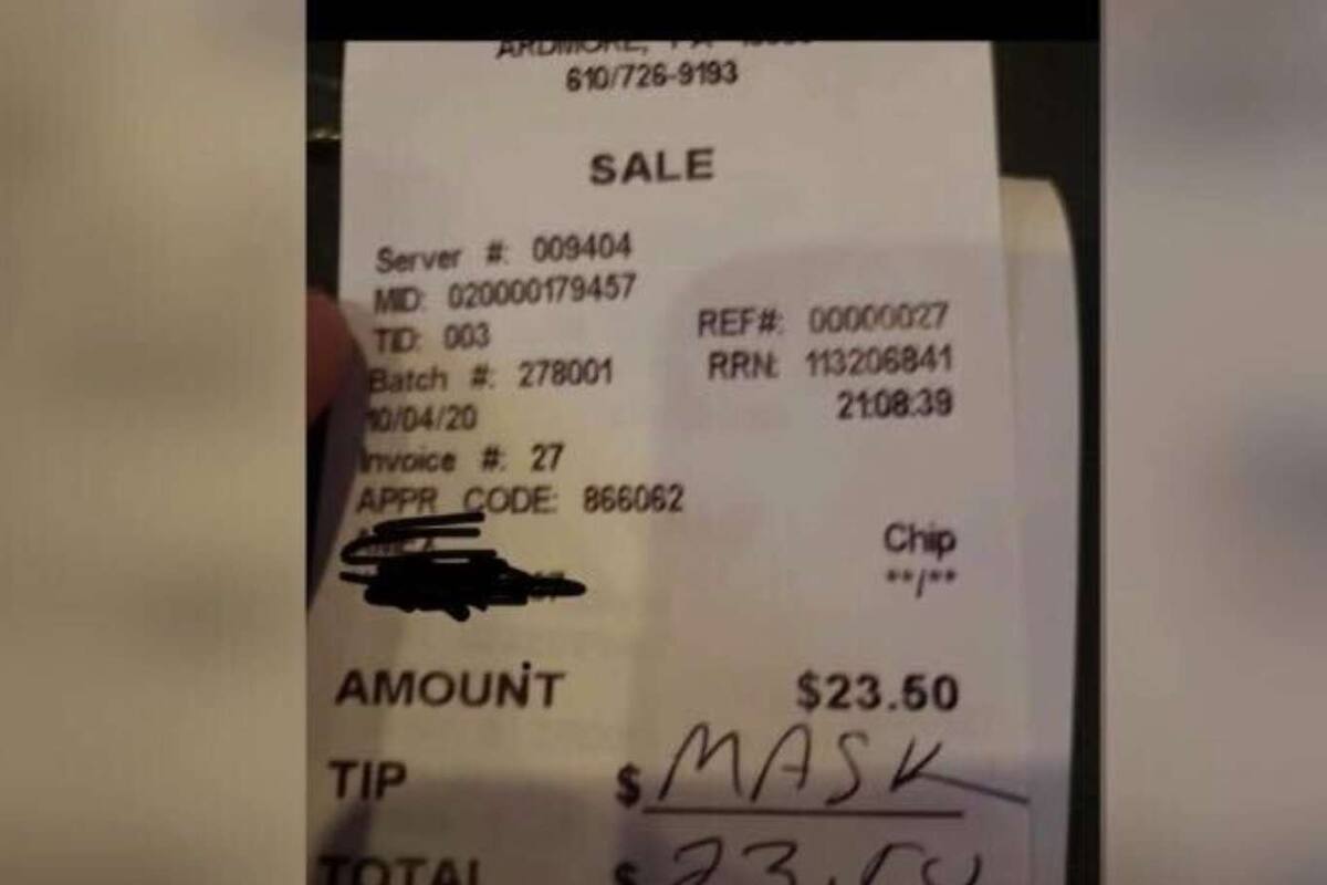 La moza de un pub estadounidense solicitó a sus clientes que se pusieran la mascarilla, y ellos se "vengaron" no dejándole nada de propina, pero la comunidad se puso del lado de la trabajadora y le brindó su apoyo en vivo y en las redes sociales