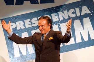 Reapariciones y sorpresas: los 129 avisos fúnebres de Carlos Menem