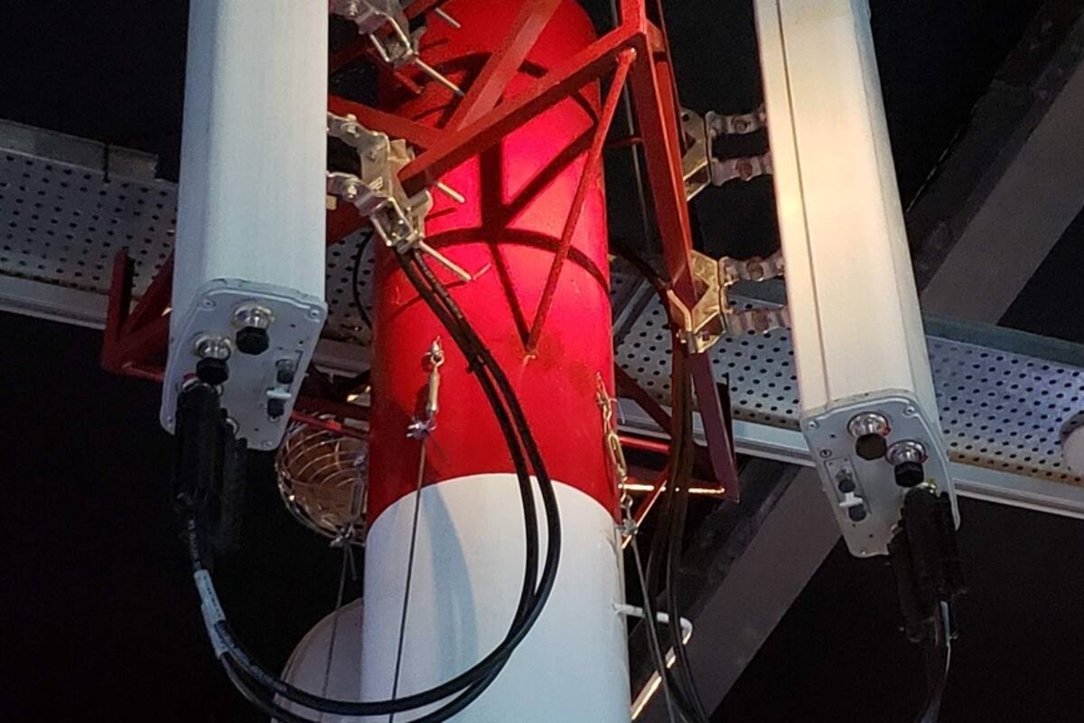 La muestra Conectados de la Fundación Telefónica permite ver de cerca una antena celular y el equipamiento que usan los operarios para montar las redes