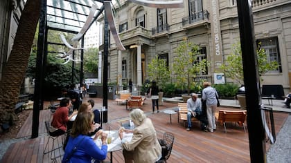 La muestra permite una cita con el patrimonio porteño y buenos momentos