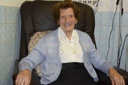 La mujer a sus 107 años continúa con el trabajo benéfico