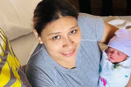 La mujer comenzó con trabajo de parto mientras se trasladaba en una autopista de Florida