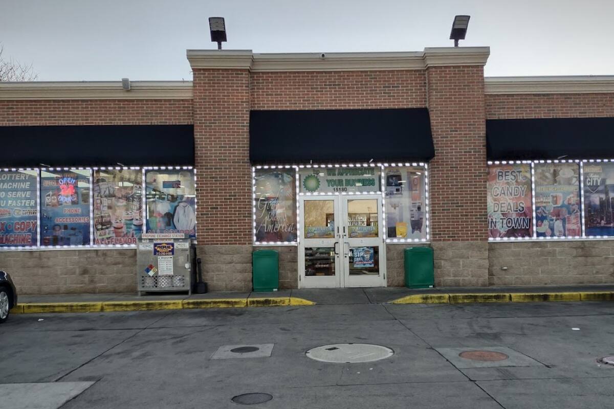 La mujer compró el boleto ganador en una tienda de la estación de servicio BP, que se localiza en el número 15180 Telegraph Road, de Michigan