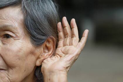 La mujer de 64 años comenzó a sentir un malestar en el oído izquierdo una mañana al despertar, cuatro días después, cuando la examinaron nadie podía creer lo que encontraron