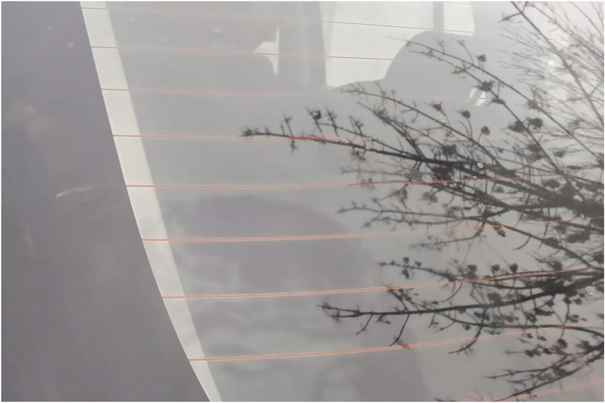 La mujer dice que Jesús se le apareció en la luneta de su auto (Foto: Facebook.com/belenflorencia.sbarbati)