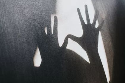 La mujer drogada y violada por un amigo