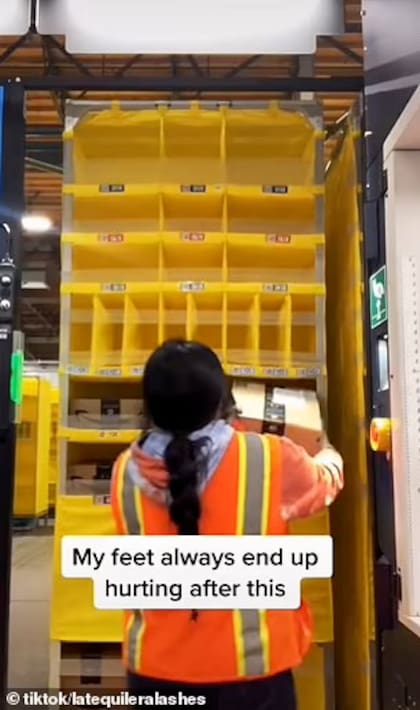 La mujer expresó que terminaba el turno con dolor en los pies (Crédito: TikTok/@latequileralashes)