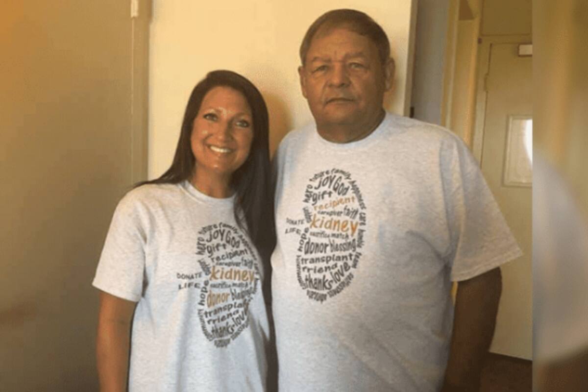 La mujer fue arrestada por robos y tenencia de drogas en reiteradas ocasiones por un oficial que se había dado cuenta de que ella estaba sufriendo y la quería ayudar. Agradecida por salvarle la vida, la mujer ya recuperada no dudó en donarle un riñón cuando supo que lo necesitaba