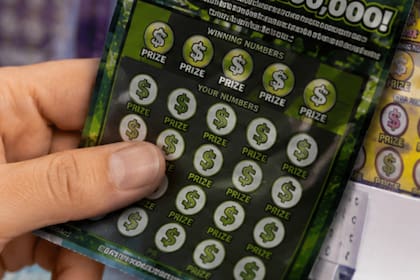 La mujer habría cobrado más de US$39.000 en premios