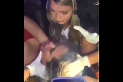 La mujer herida por la bola de boliche