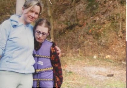 La mujer llegó a la vida de las hermanas Mauerova, quienes vivían en la ciudad de Kurim
