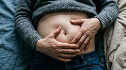 La mujer notaba los cambios en su cuerpo, pero no acudió a una consulta médica (Imagen de carácter ilustrativo)