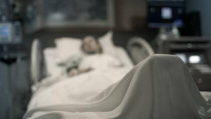 La mujer perdió todos los dedos de los pies y algunos de los dedos de las manos después de la estadía en el hospital
Foto: iStock
