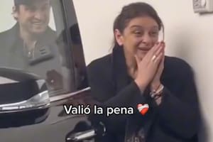 La mujer recibió un increíble regalo de parte de su hija y el video de su reacción conmovió a muchas personas