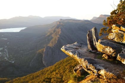 La mujer se había subido a la cornisa para lograr una foto "perfecta"