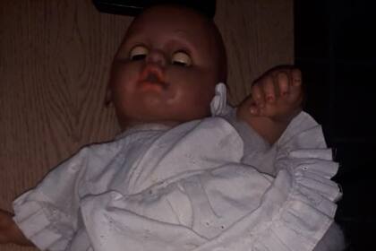 La muñeca que contenía el estupefaciente hallado por personal de Lucha contra el Narcotráfico.