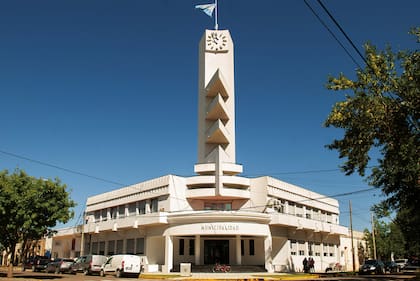 La municipalidad de Alberti, por Francisco Salamone