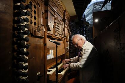 La música es un regalo de Dios y el órgano es prueba de ello, dice este organista alemán en México