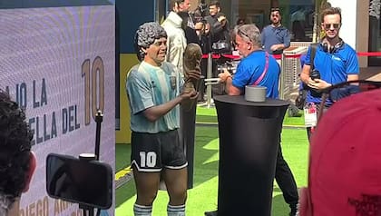 LA NACION en el homenaje a Diego Maradona en Qatar