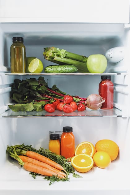 La naranja, la manzana, el tomate, las frutillas, el morrón, el brócoli, la coliflor y las lentejas son alimentos con bajo índice glucémico
