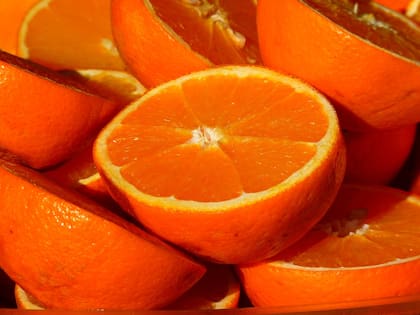 La naranja posee antioxidantes que mejoran la piel (Foto ilustrativa: PEXELS)